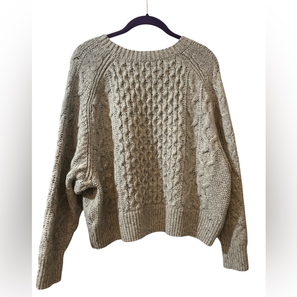 Vintage Women's Cable Knit Sweater - size L gray - Picture 2 of 5